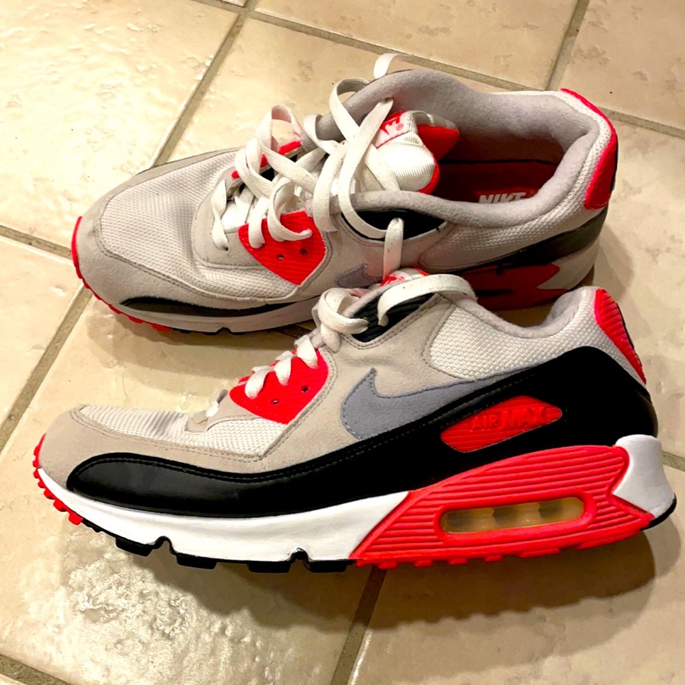 Nike Air Max 90 Infrared 2010 Size 9.5